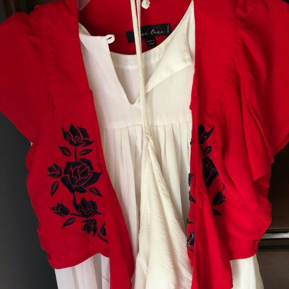 Love Tree Red and White Apparel - Picture 1 of 3